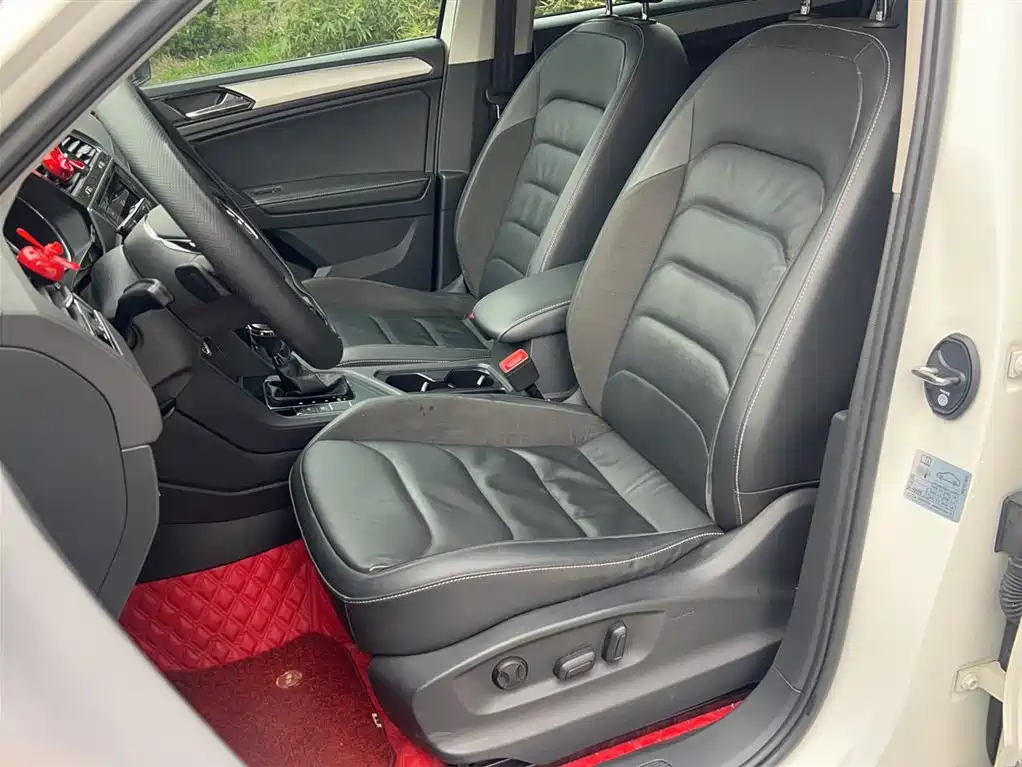 Volkswagen Tiguan L 2019 — фото 12