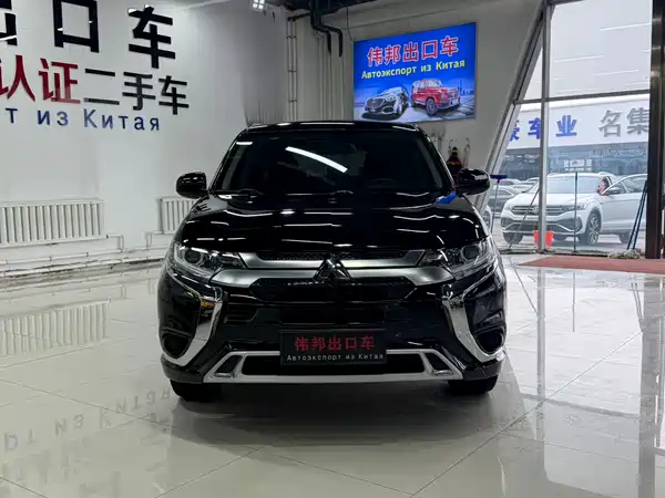 Mitsubishi Outlander 2023