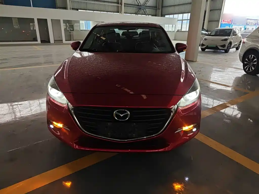 Mazda 3 Axela 2017 — фото 3