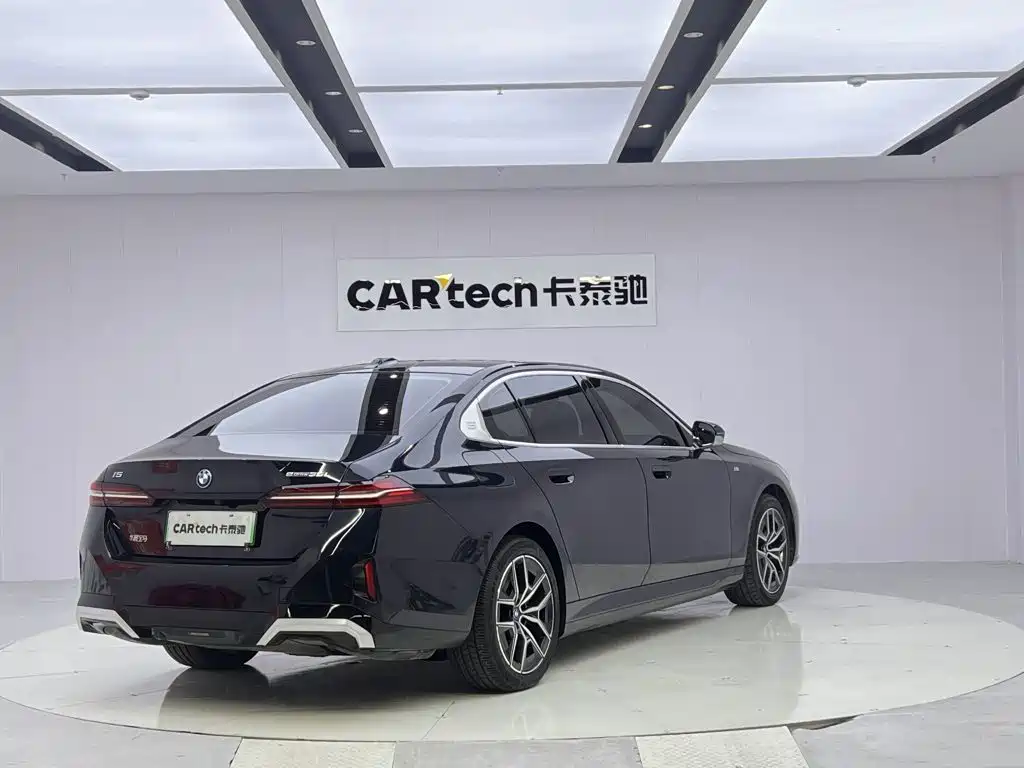 BMW i5 2024 — фото 5