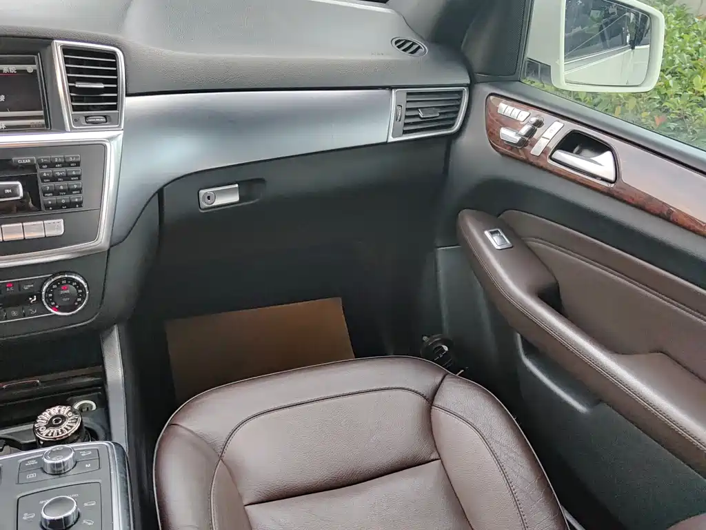 Mercedes-Benz M-Class 2013 — фото 18
