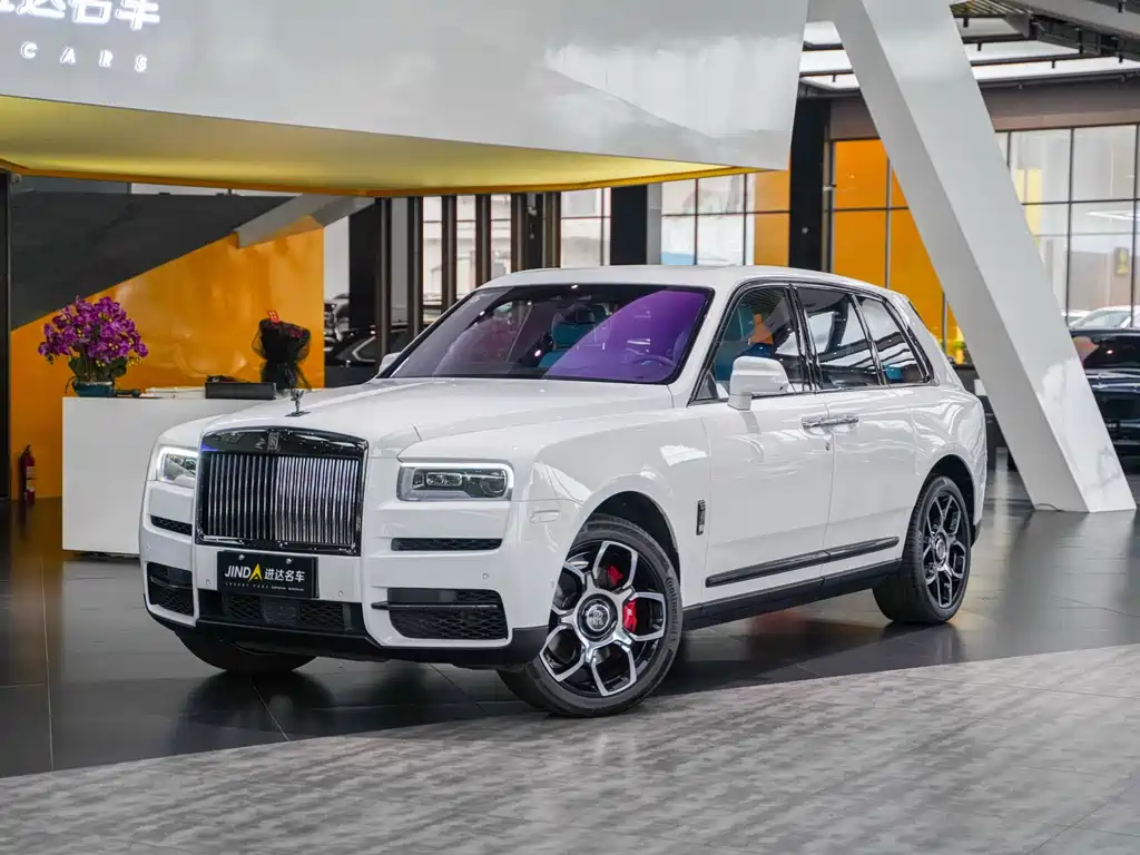 Rolls-Royce Cullinan 2021 — фото 1