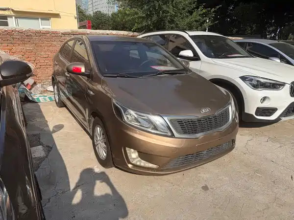 Kia K2 2013