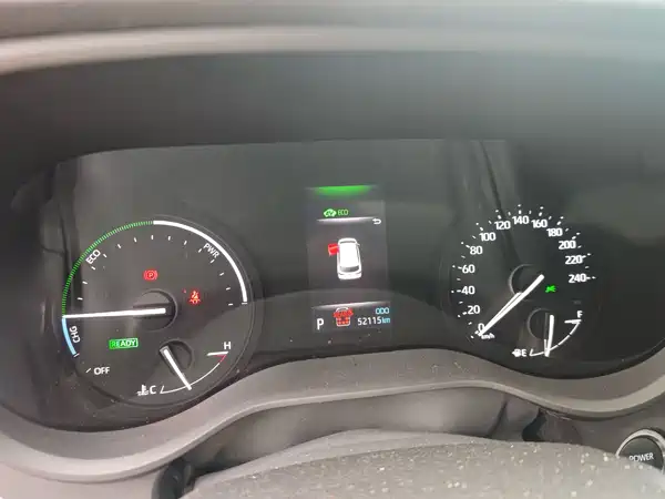 Toyota Granvia 2025