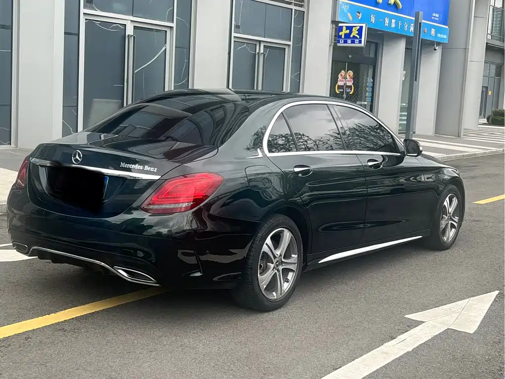 Mercedes-Benz C-Class 2020 — фото 6