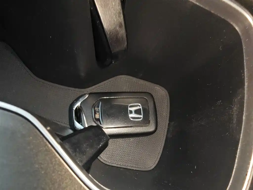 Honda Accord 2018 — фото 18