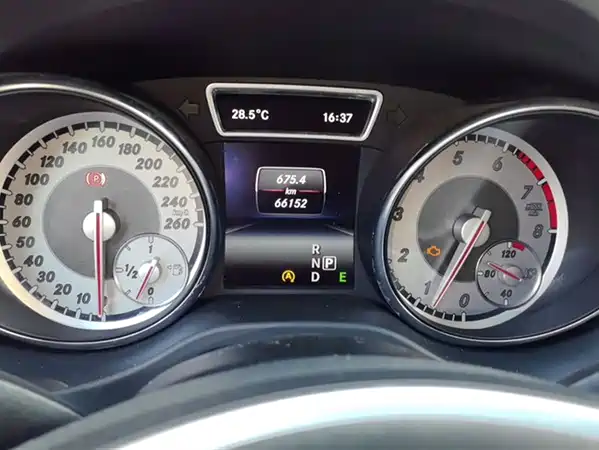 Mercedes-Benz GLA 2015