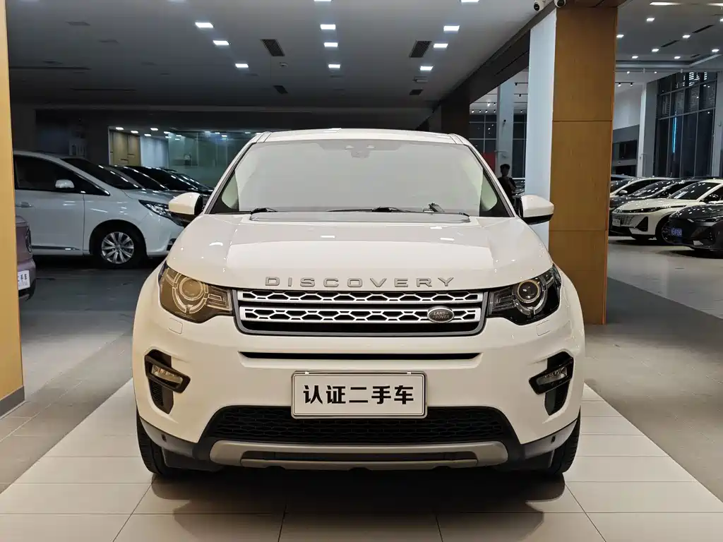 Land Rover Discovery Sport 2017 — фото 3