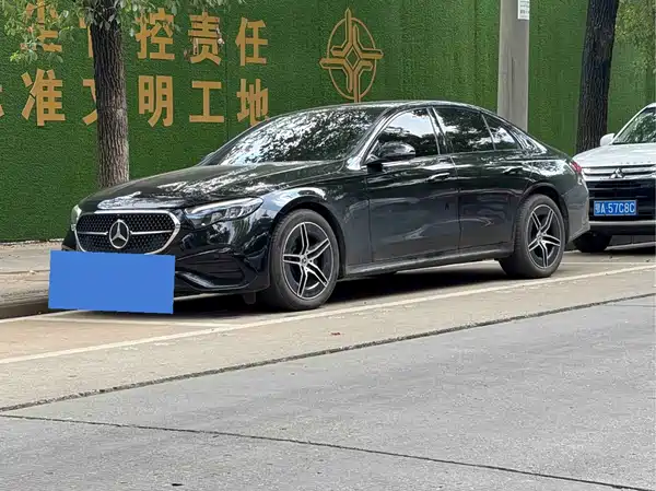 Mercedes-Benz E-Class 2025