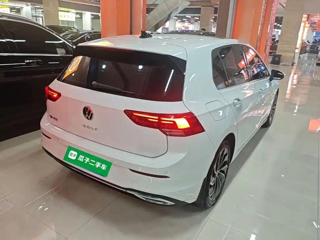 Volkswagen Golf 2022