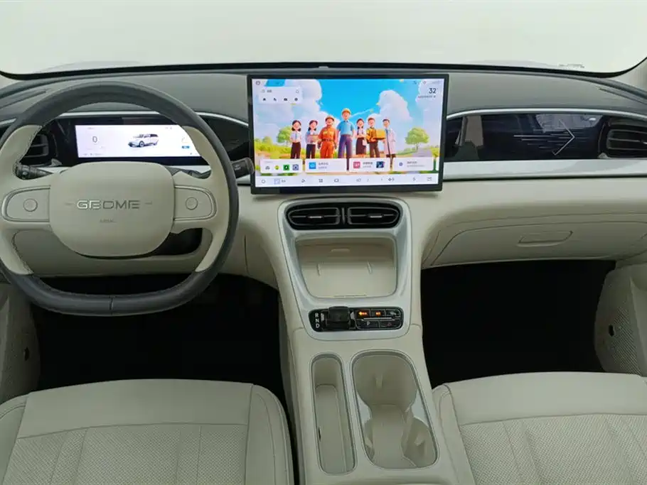 Geely Galaxy Starwish 2025 — фото 12