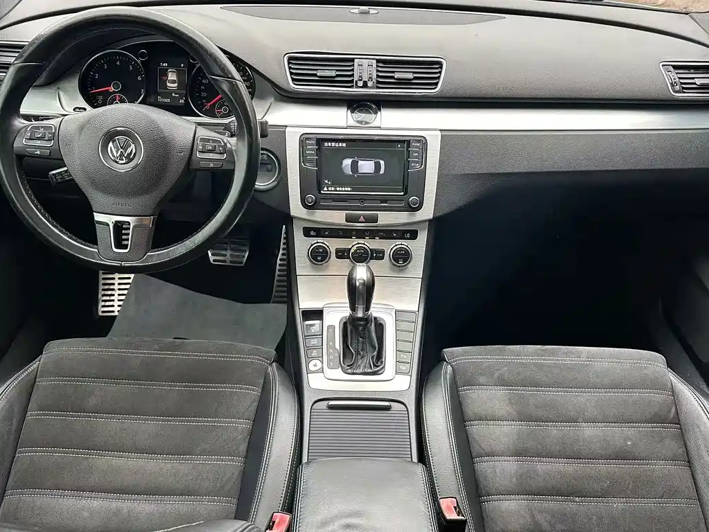 Volkswagen CC 2015 — фото 12