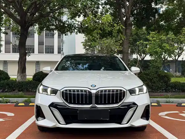 BMW 5 Series 2024