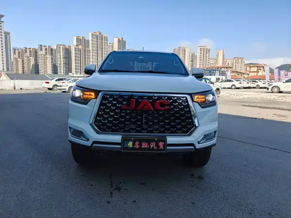 JAC T8 2026