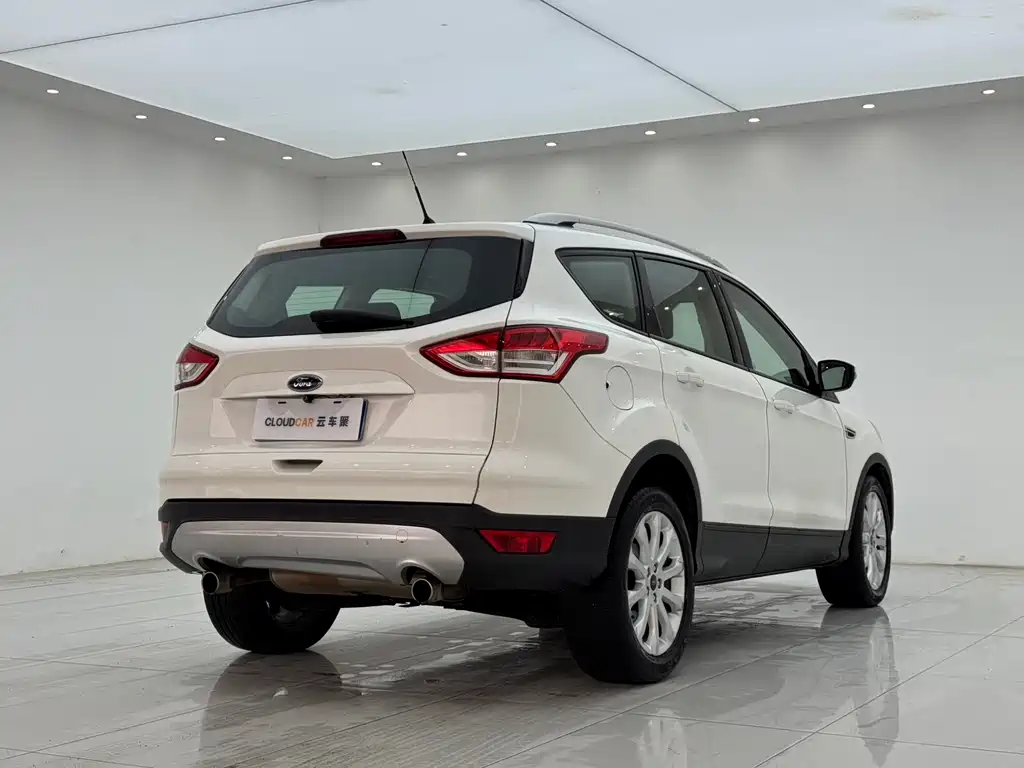 Ford Kuga 2016