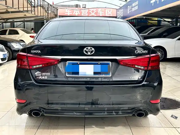Toyota Crown 2018