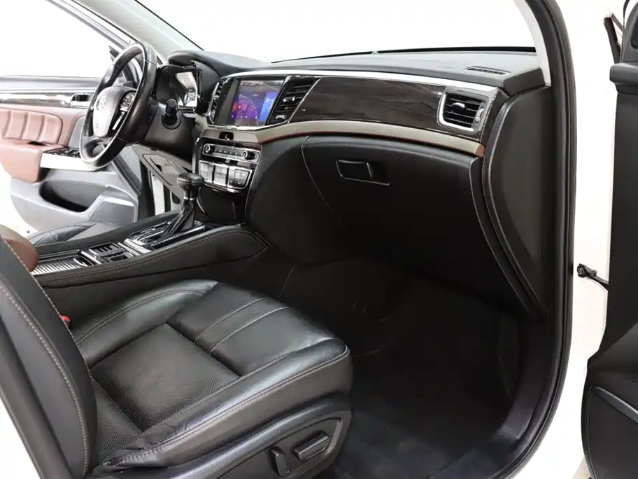 GAC Motor Trumpchi GS8 2018