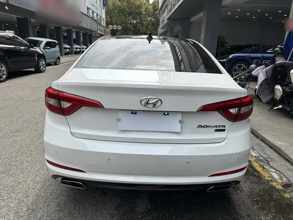Hyundai Sonata 2015 — фото 11