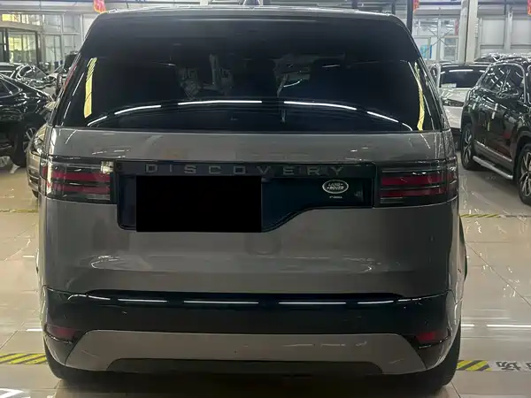 Land Rover Discovery 2021