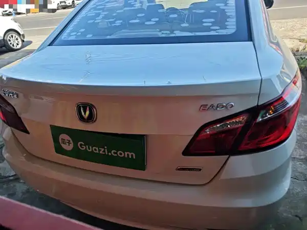 Changan Eado 2015