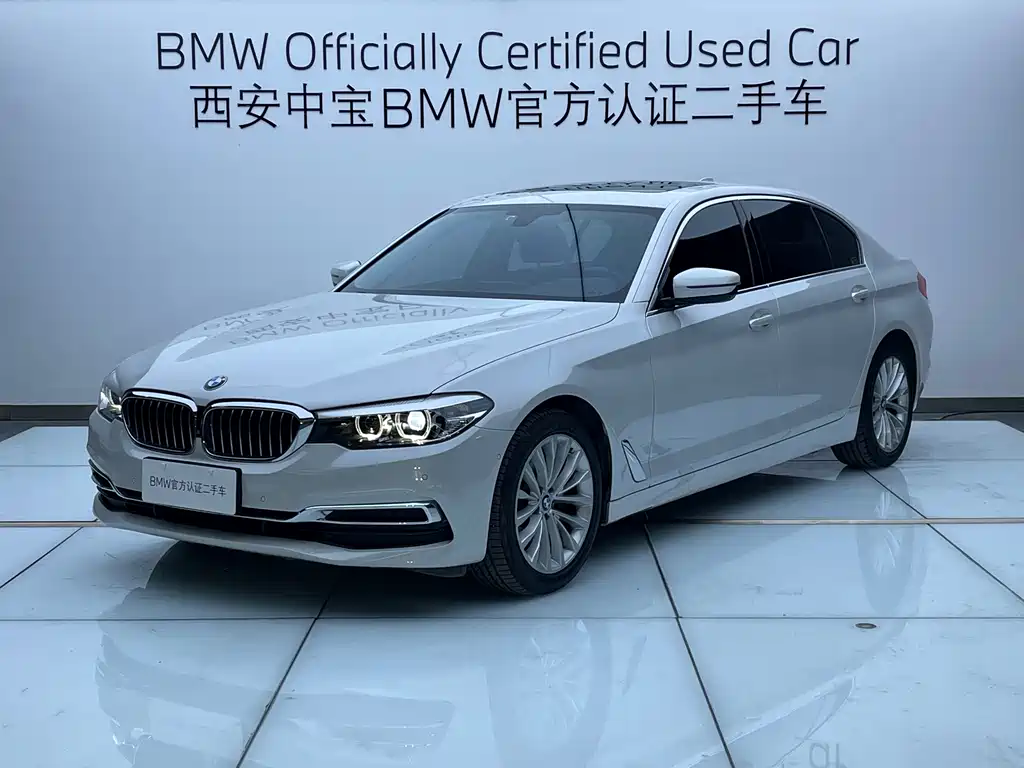 BMW 5 Series 2020 — фото 1