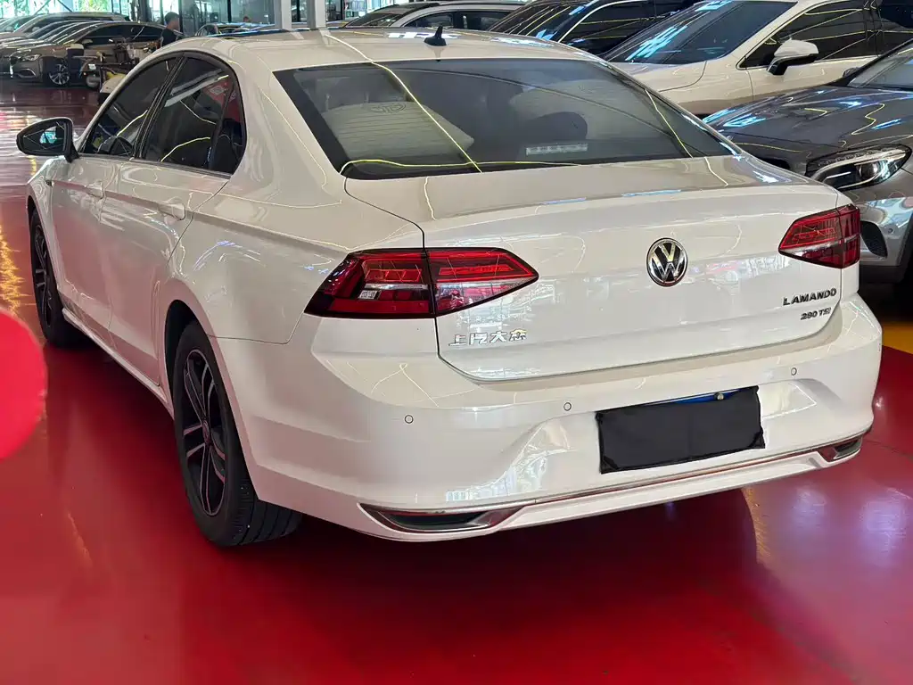 Volkswagen Lamando 2018