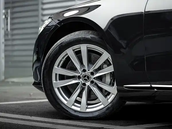 Mercedes-Benz S-Class 2023