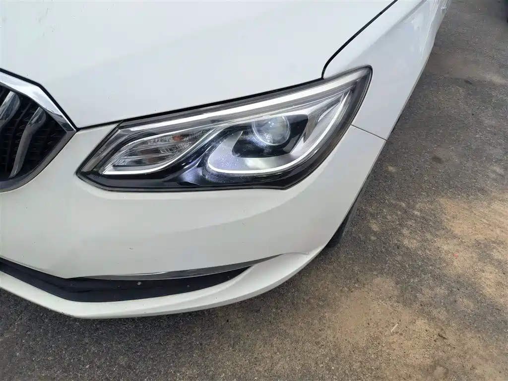 Buick Excelle 2017 — фото 24