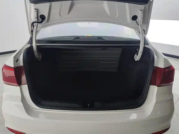 Volkswagen Santana 2021