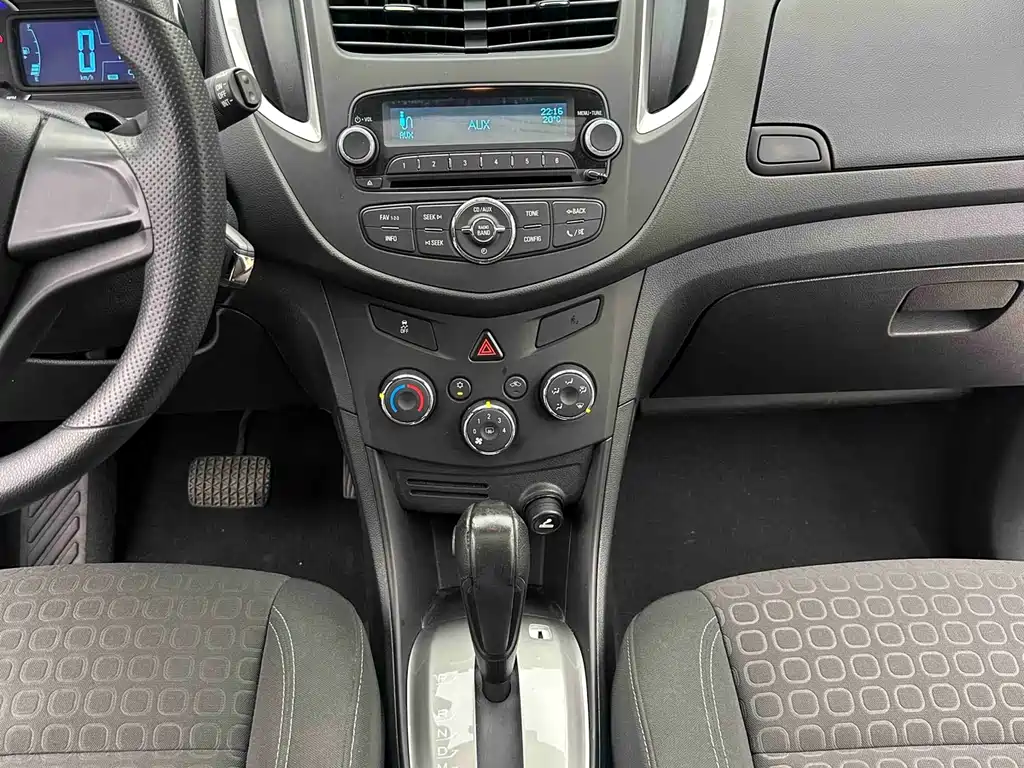 Chevrolet Trax 2015 — фото 15