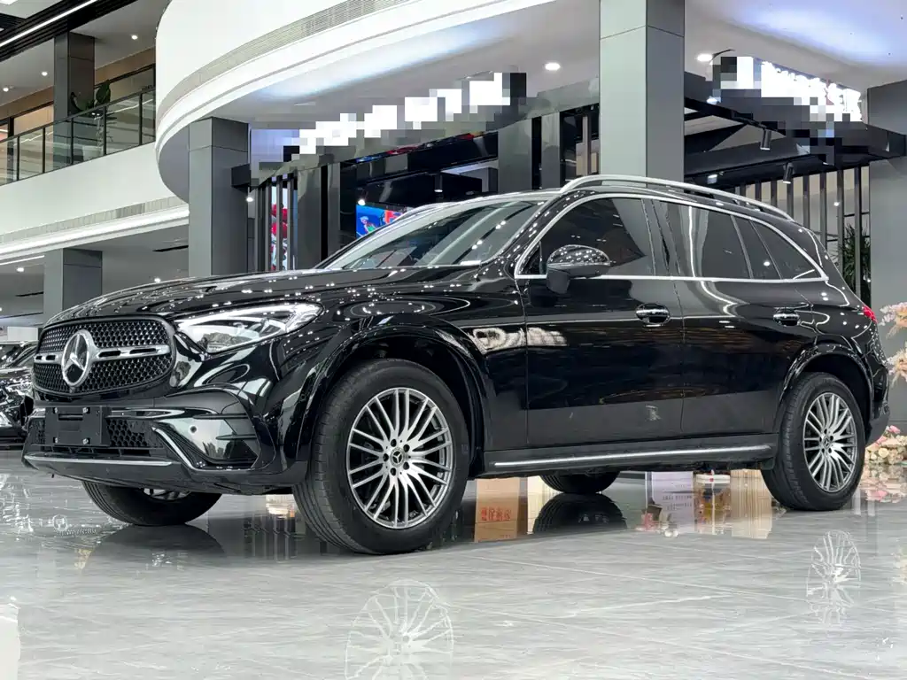 Mercedes-Benz GLC 2024 — фото 1