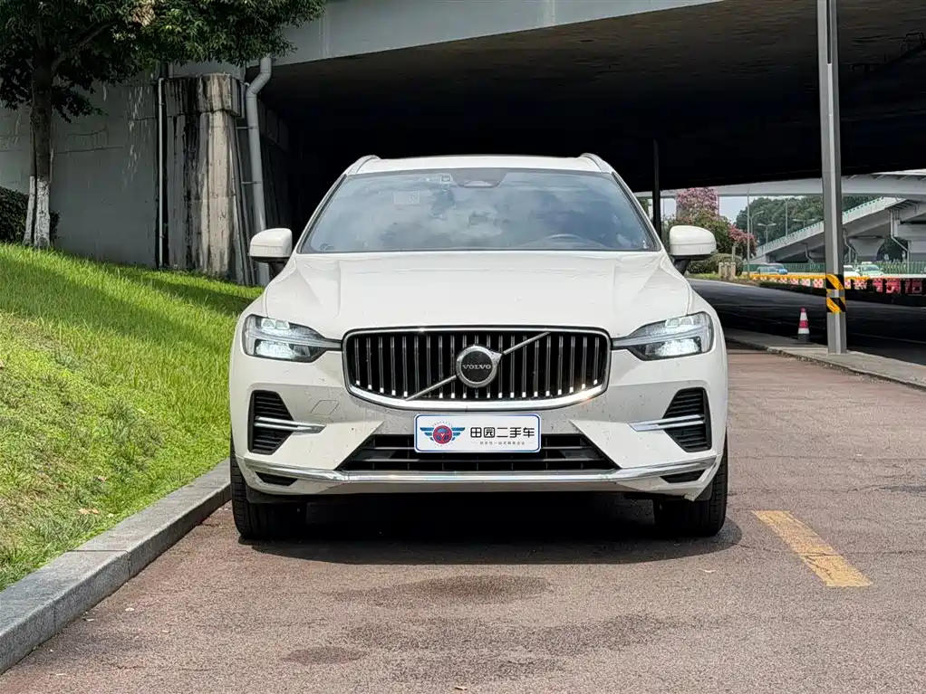 Volvo XC60 2021