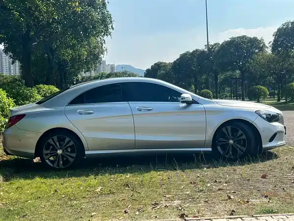 Mercedes-Benz CLA 2016
