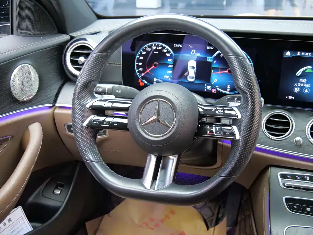 Mercedes-Benz E-Class 2021 — фото 13