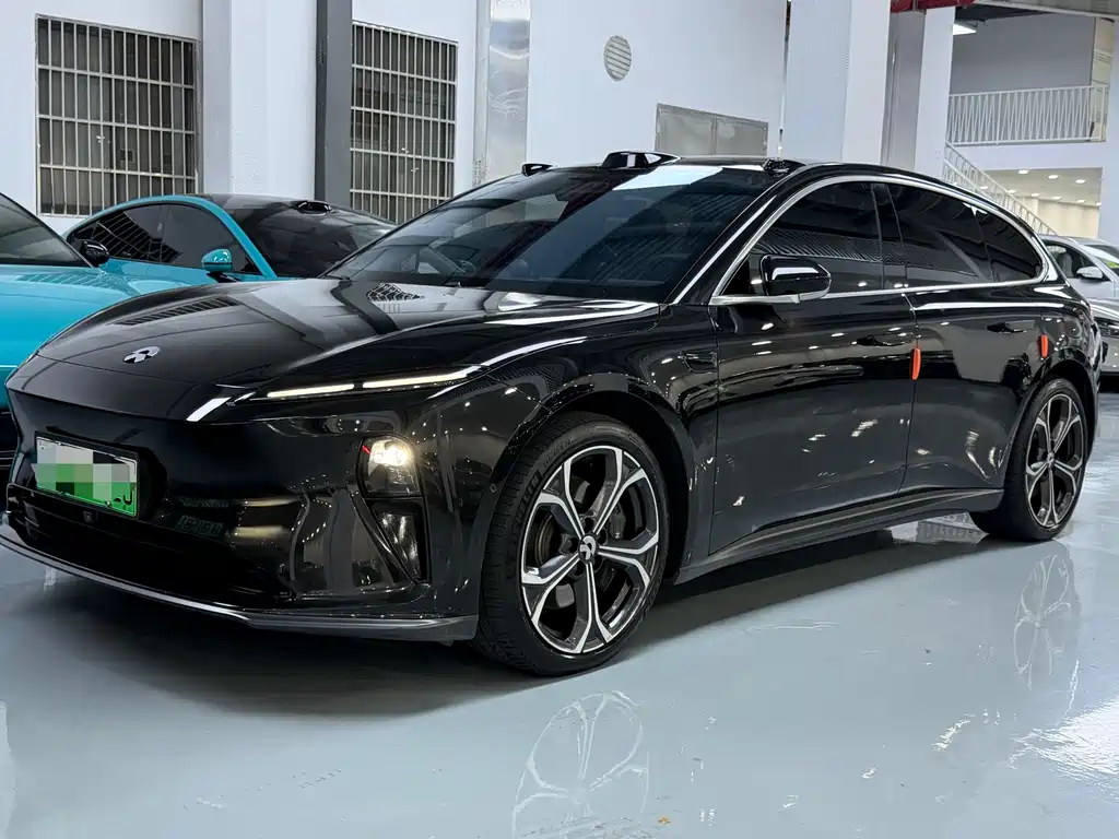 NIO ET5T 2024
