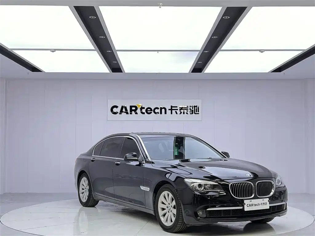BMW 7 Series 2009 — фото 2