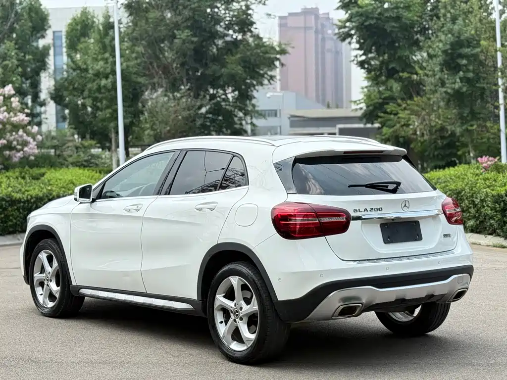 Mercedes-Benz GLA 2018 — фото 9
