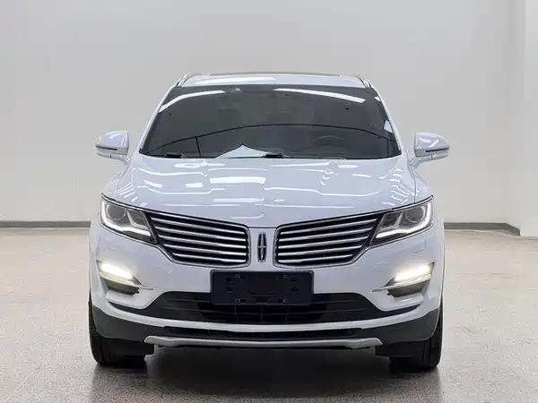 Lincoln MKC 2017