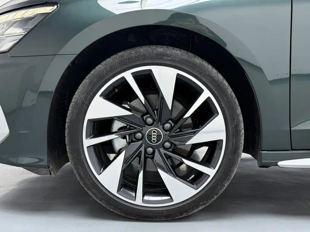 Audi A3 2023 — фото 21