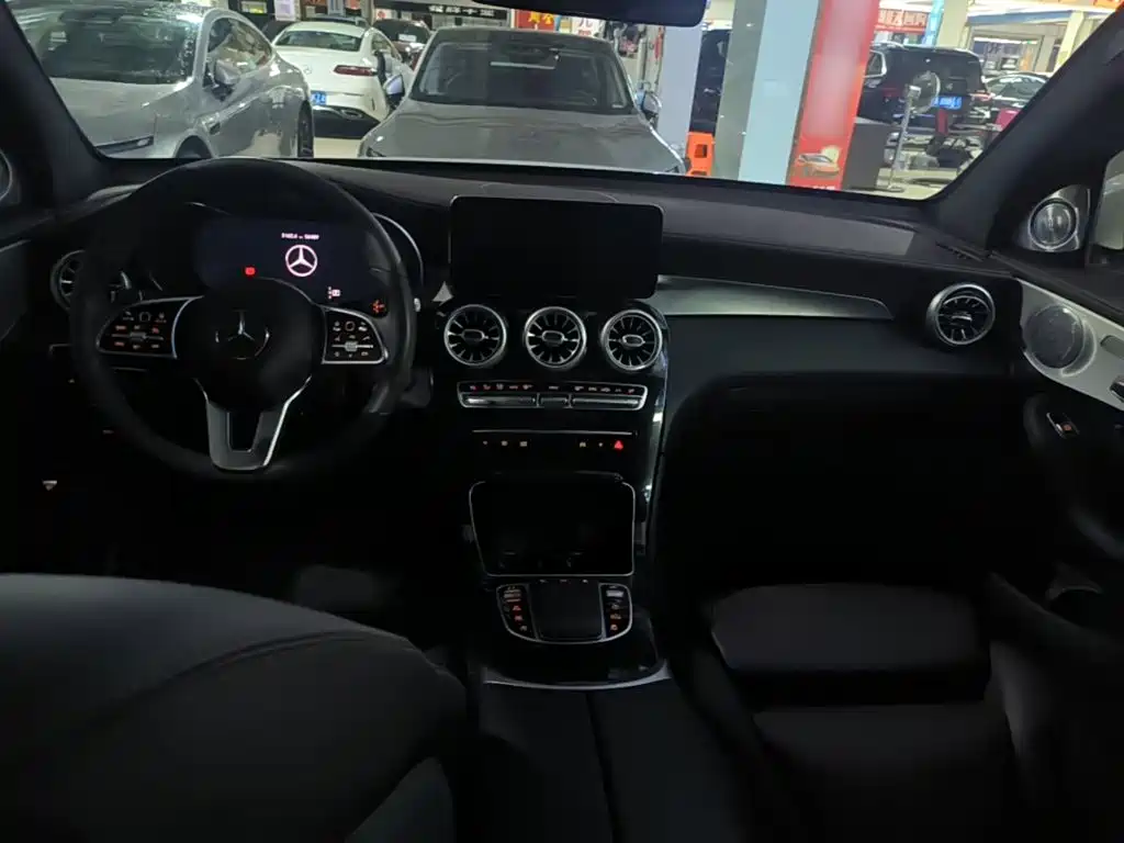 Mercedes-Benz GLC 2021 — фото 10