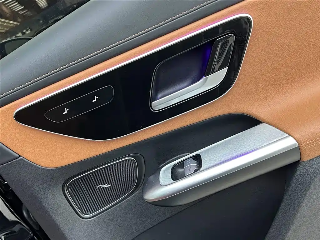 Mercedes-Benz GLC 2023 — фото 17