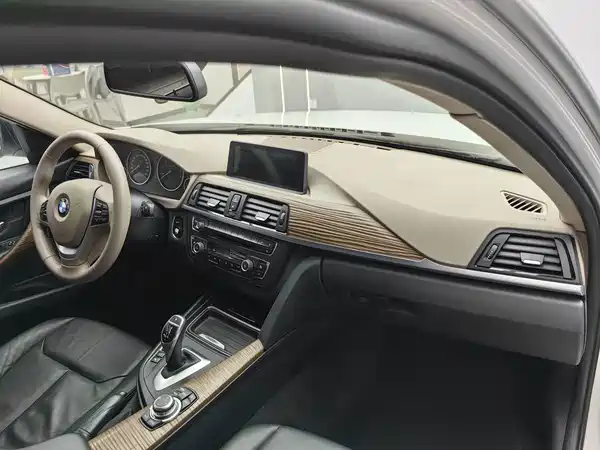 BMW 3 Series 2013