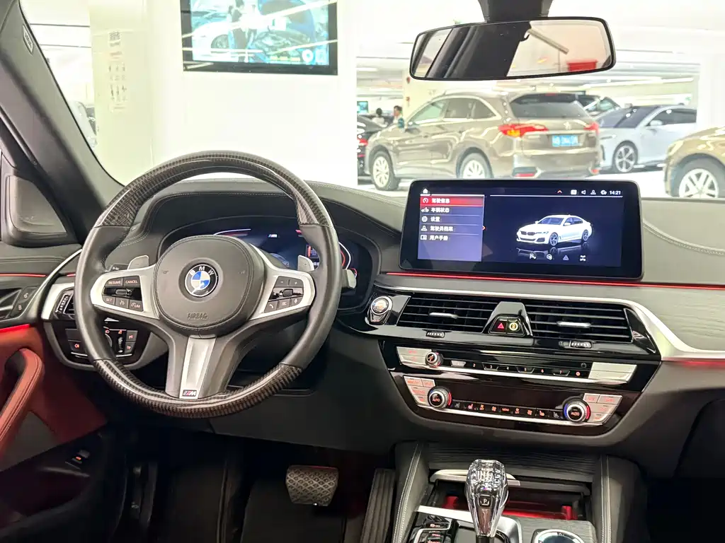 BMW 5 Series 2021 — фото 14