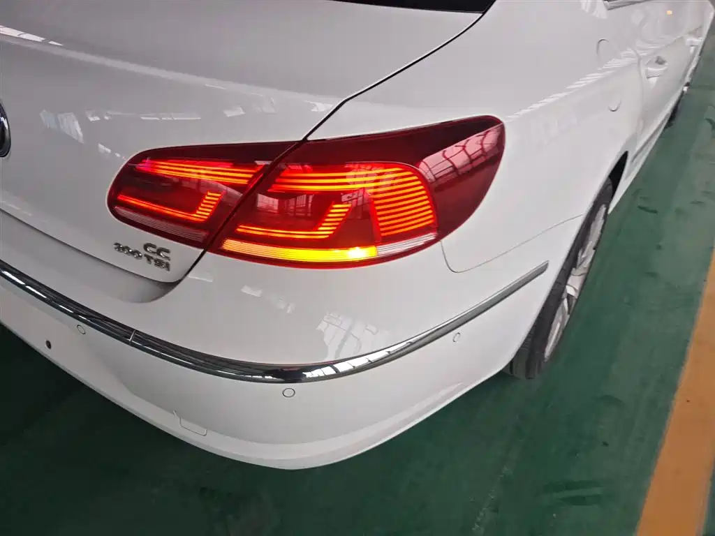 Volkswagen CC 2017 — фото 8
