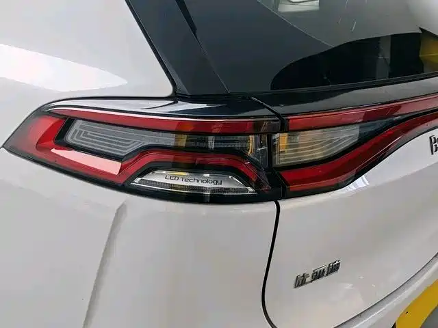 BYD Tang 2019 — фото 11
