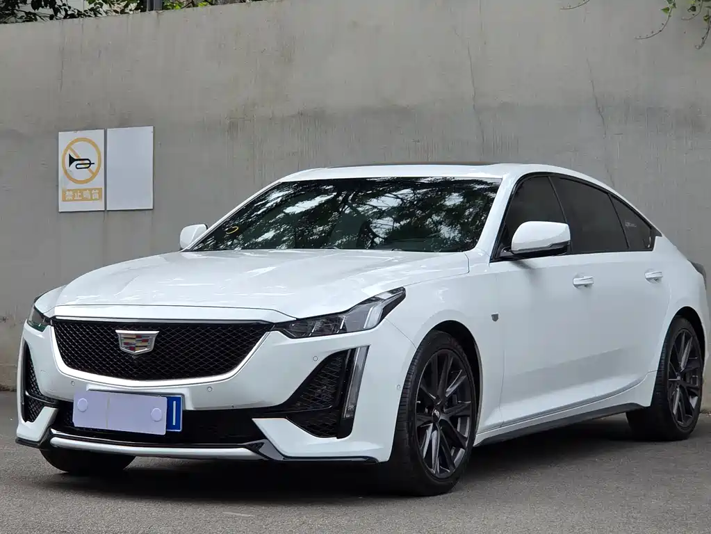 Cadillac CT5 2020 — фото 1