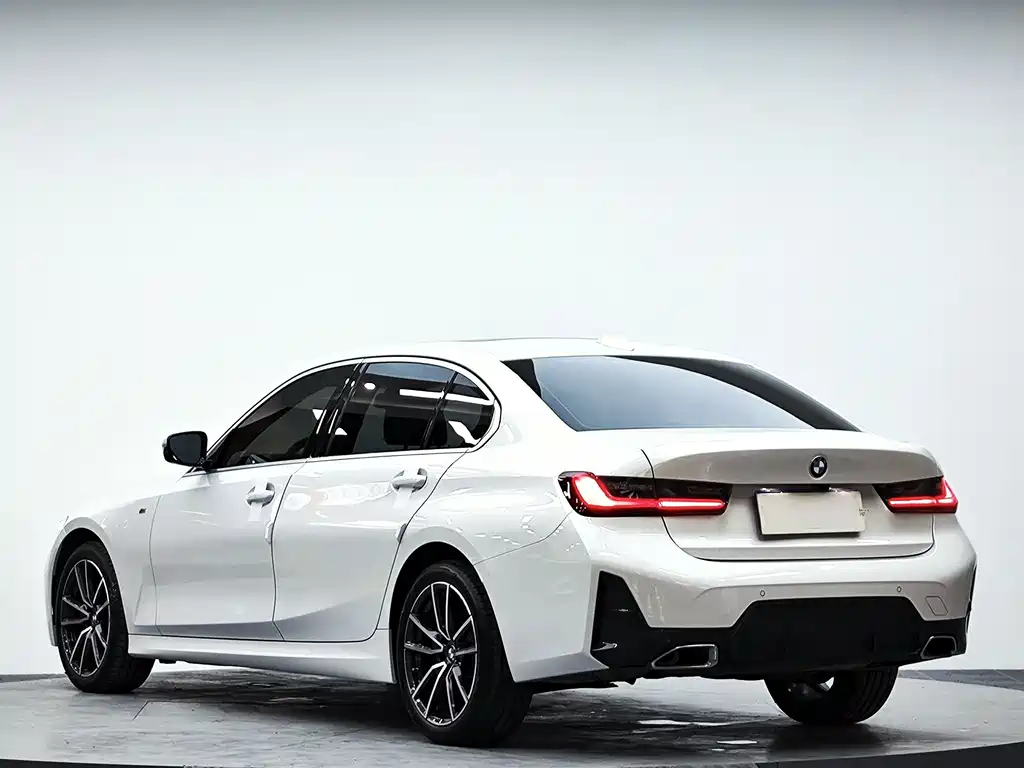 BMW 3 Series 2023