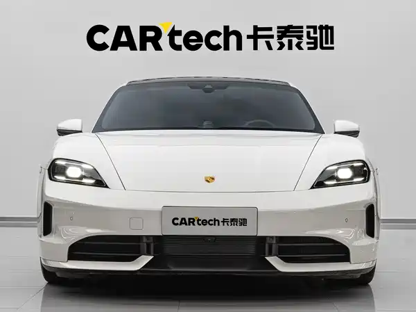 Porsche Taycan 2025