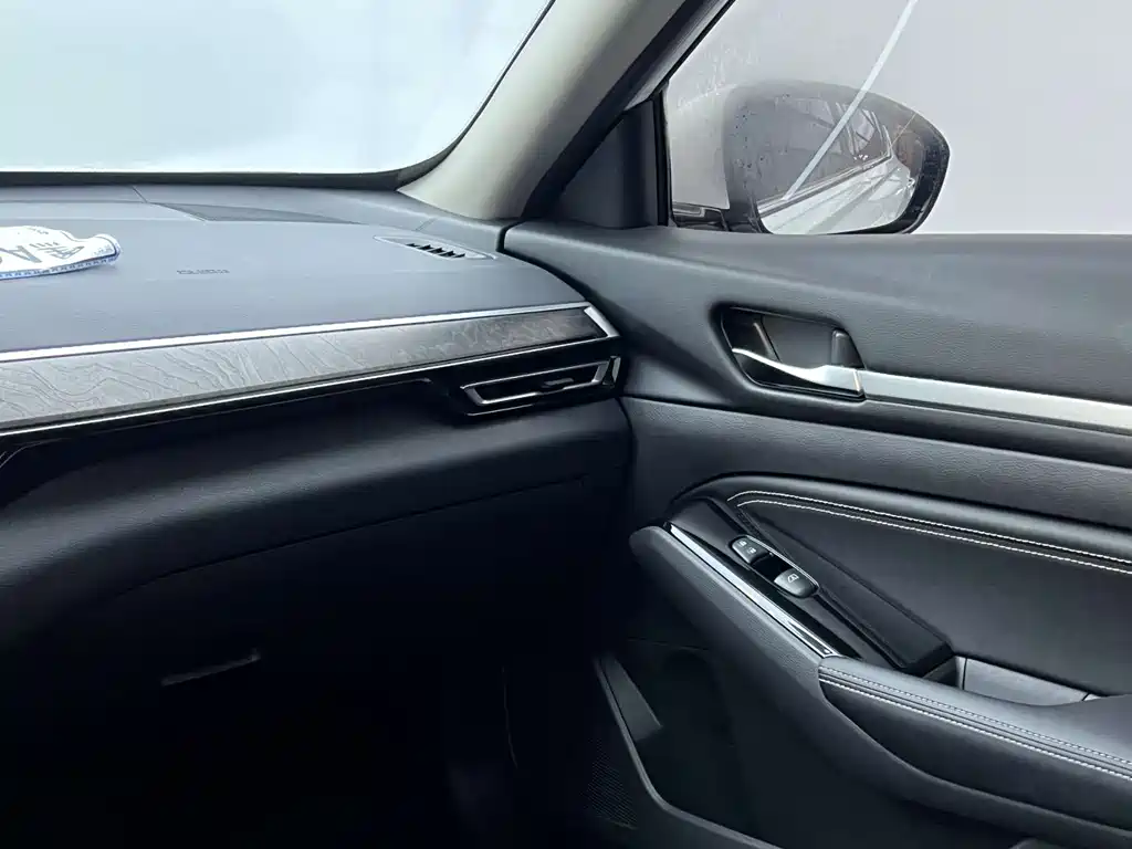Nissan Teana 2025 — фото 15