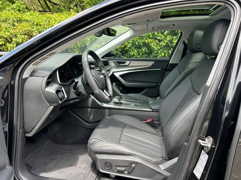 Audi A6L 2020